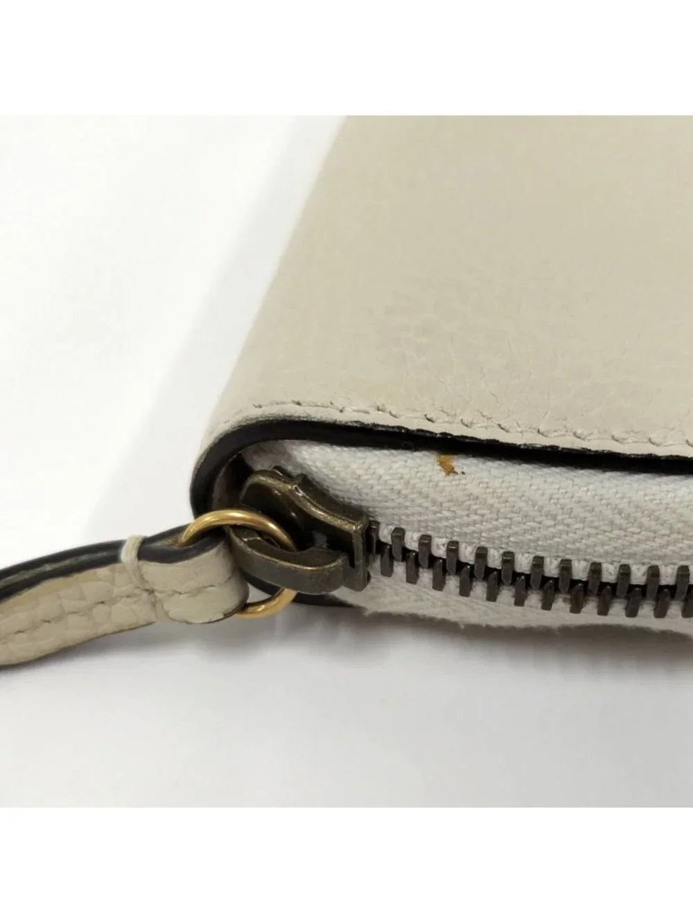 Gucci Coin Purse Bee Leather Beige
